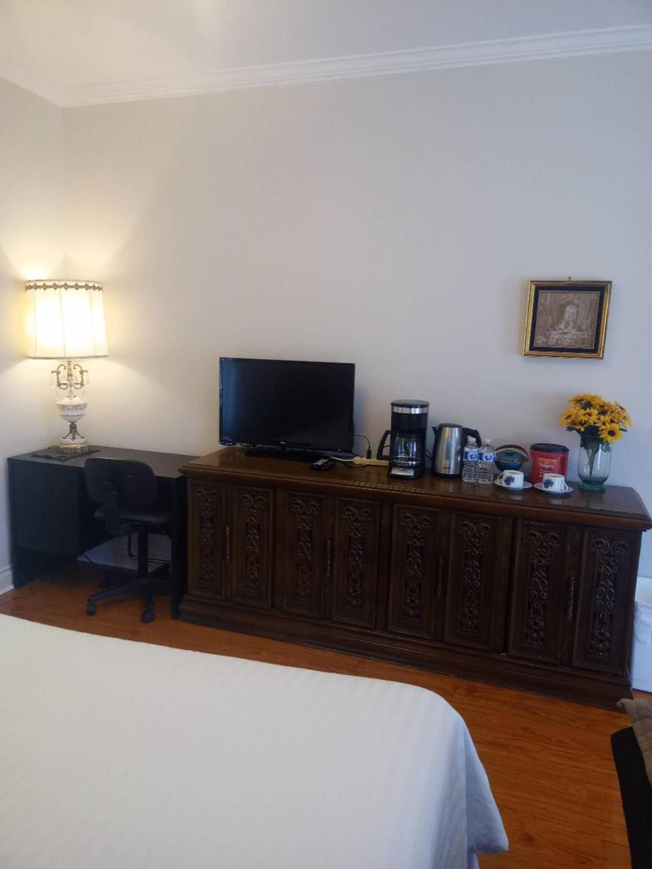 Lakeview Private Suite-Twin Or King Tottenham Екстер'єр фото